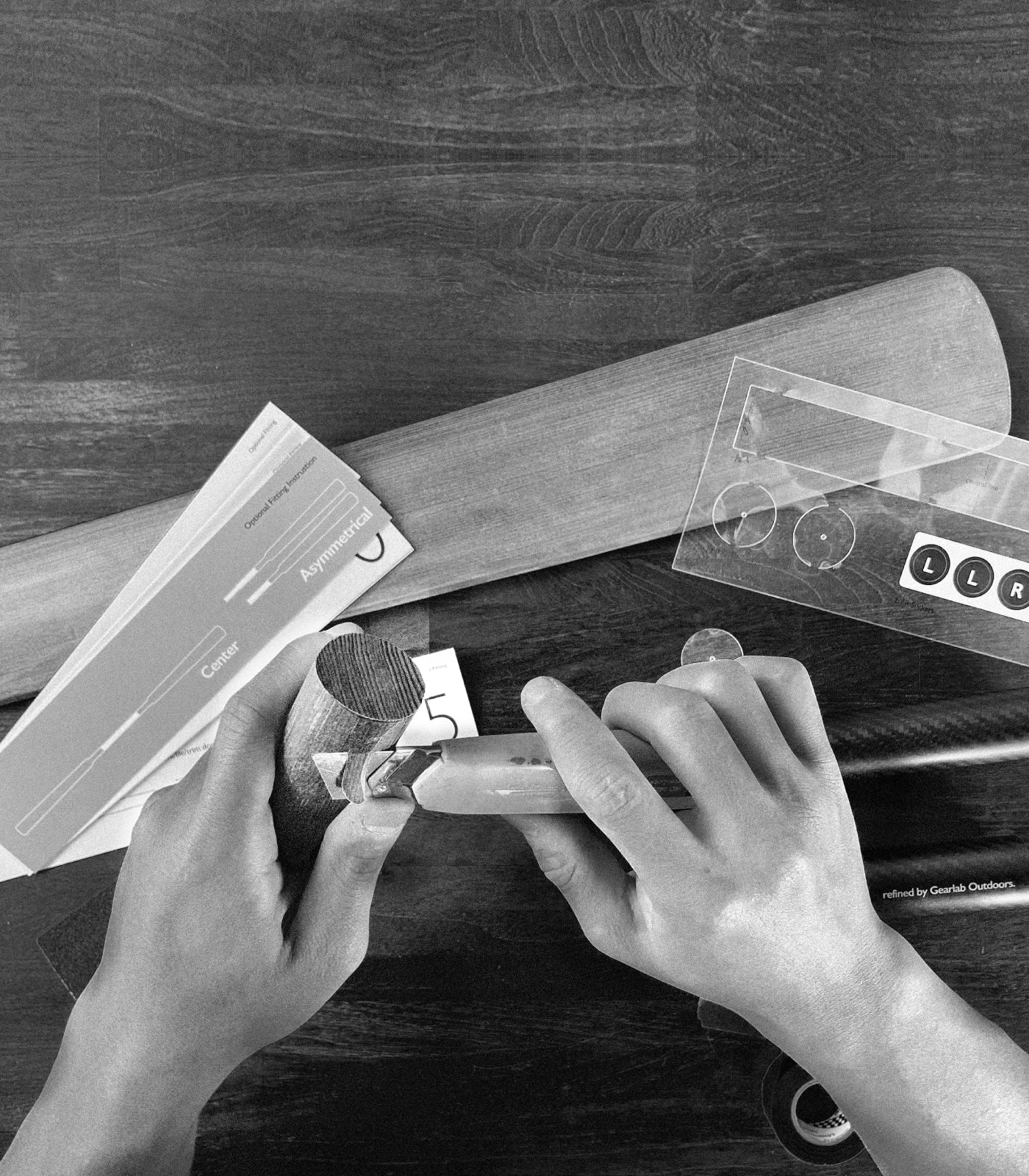 Carbon Fiber Ferrule transforms a one-piece wooden paddle into two parts for easy commute and storage. Fitting Kit and instructions included. Measure, split, and trim your wooden paddle with confidence.